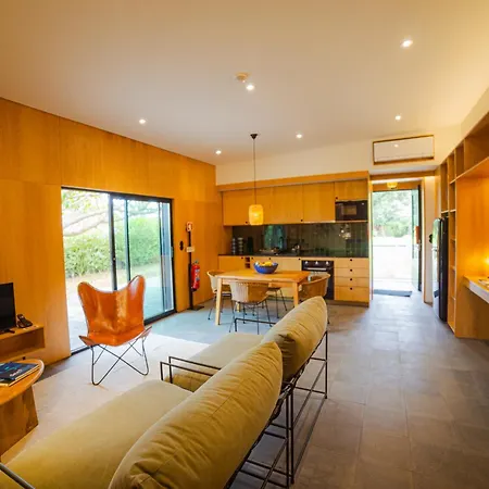 Dom wakacyjny Caloura Suite Caloura