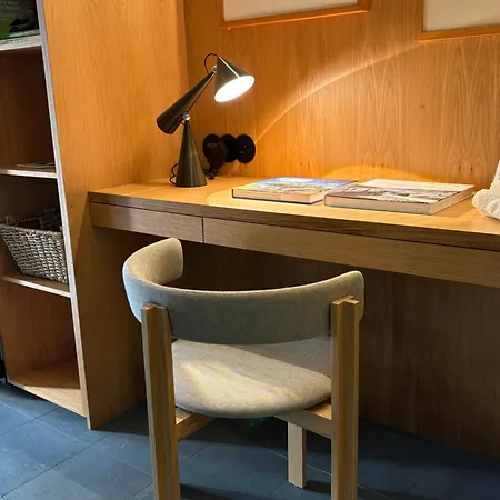 Caloura Suite *
