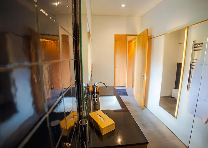 Caloura Suite Дом отдыха Калора