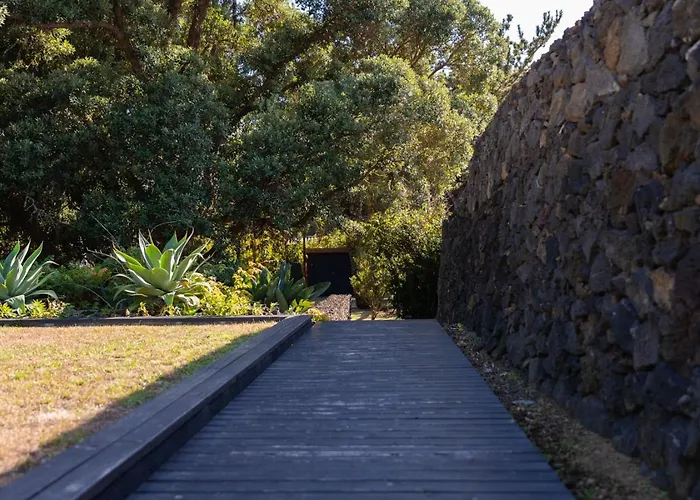 Caloura Suite Дом отдыха Калора